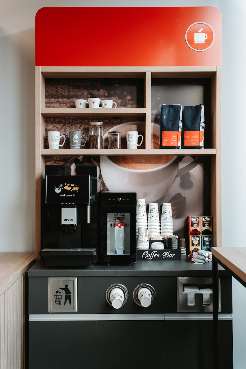 Kącik Kawowy na stacji BAQ